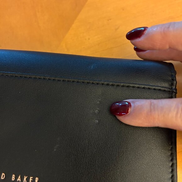 Ted Baker of London Cute Pearl Wallet*  (missing purse chain-pls see note below) - Picture 3 of 9